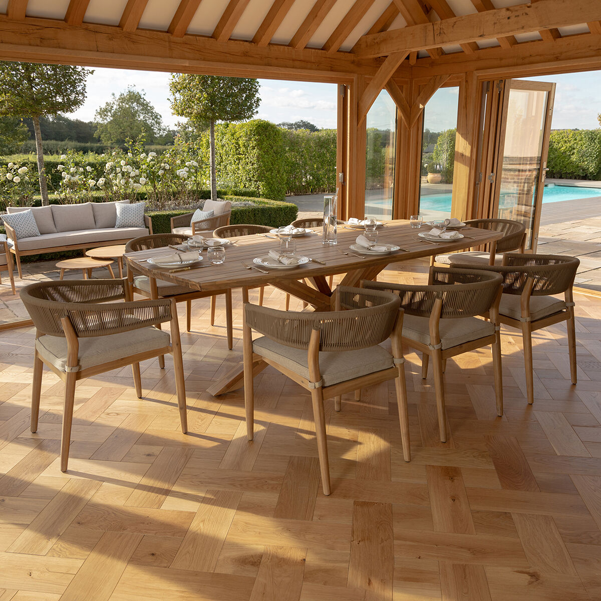 Porto 8 Seat Rectangular Dining Set by Maze Rattan. GardenBox Price £2149